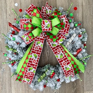 Grinch Christmas Wreath, Flocked Christmas Wreath, Grinch Winter Wreath, Holiday Decor, Grinch Holiday Wreath, Grinch Flocked Wreath,