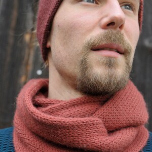 Loop-Schal aus Alpaka und Schurwolle, selbstgestrickt, passend zu meinen Stirnbändern. Schick und warm in deiner Lieblingsfarbe Bild 5