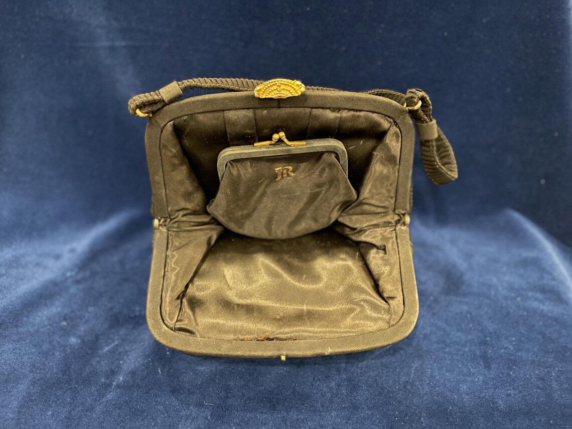 Vintage 1950s black pleated satin evening bag from Julius Resnick, foto 4 di 5