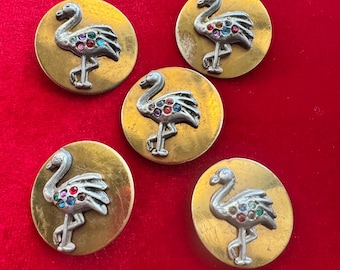 Botón de flamenco de latón vintage con adornos de diamantes de imitación y botones de pasta