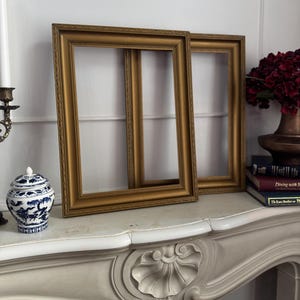 Gold Ornate Frame – Medium | Vintage Gilt Decorative Frame | French Country Wall Art Frame -Decorative frame / Gilt Frame -Frame Astoria