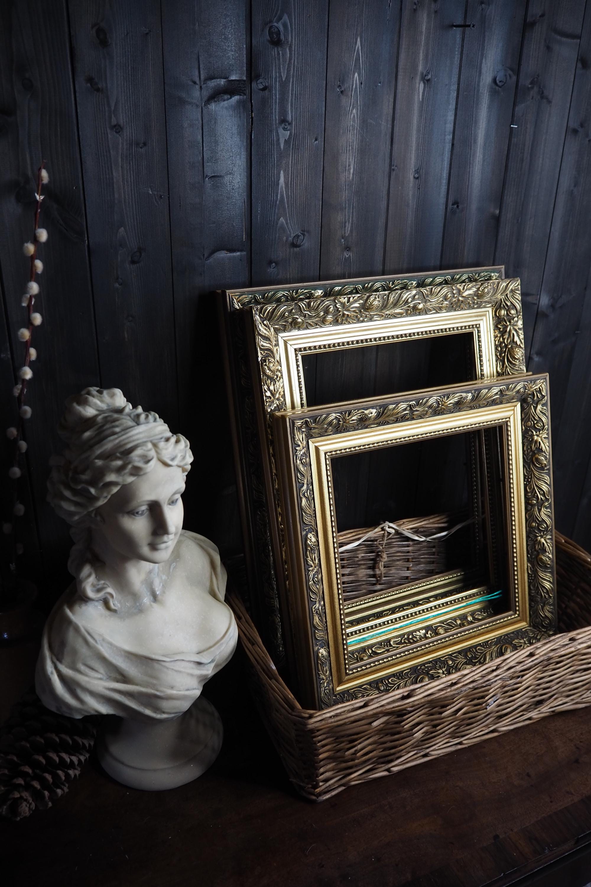The Belvoir – Antique & Vintage Gold Ornate Small Frame Collection