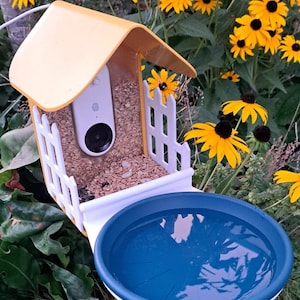 3D Printed Bath / Food extension with fence for the Bird Buddy® Futter Erweiterung / Bad mit Zaun für den Bird Buddy® Bild 1