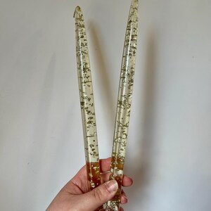 Par vintage glittrande Lucite ljusstakar