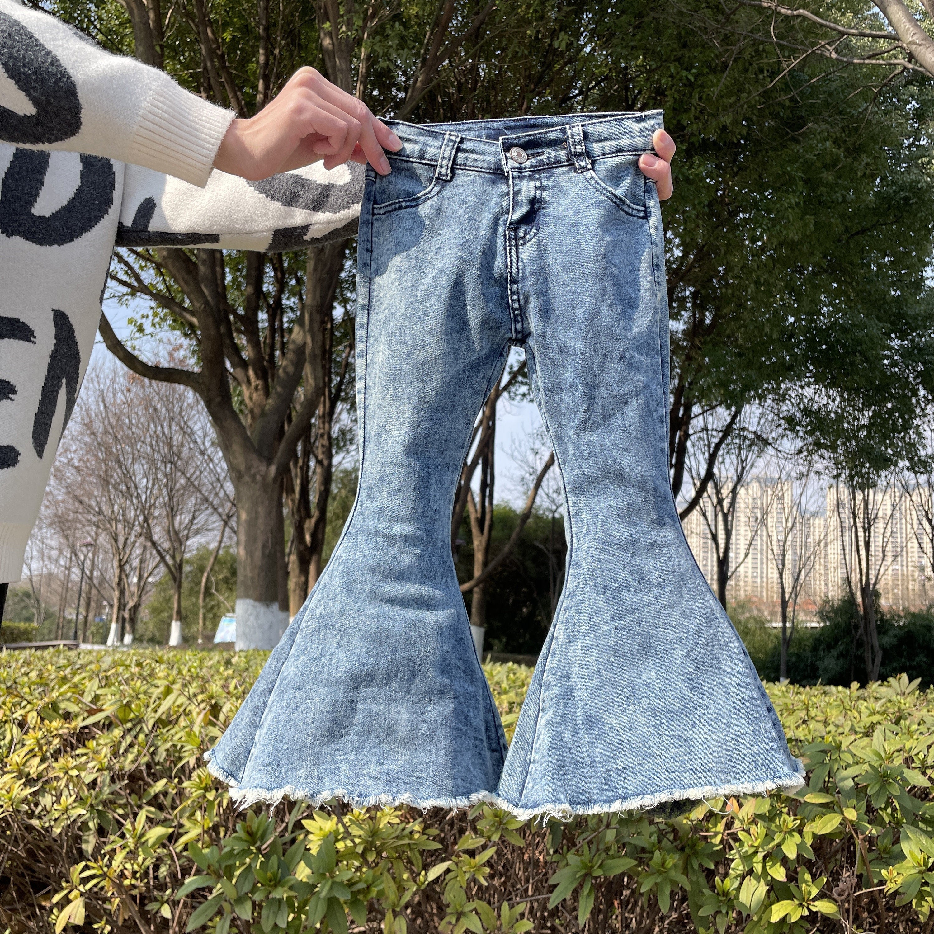 Bell bottom jeans for girls sales