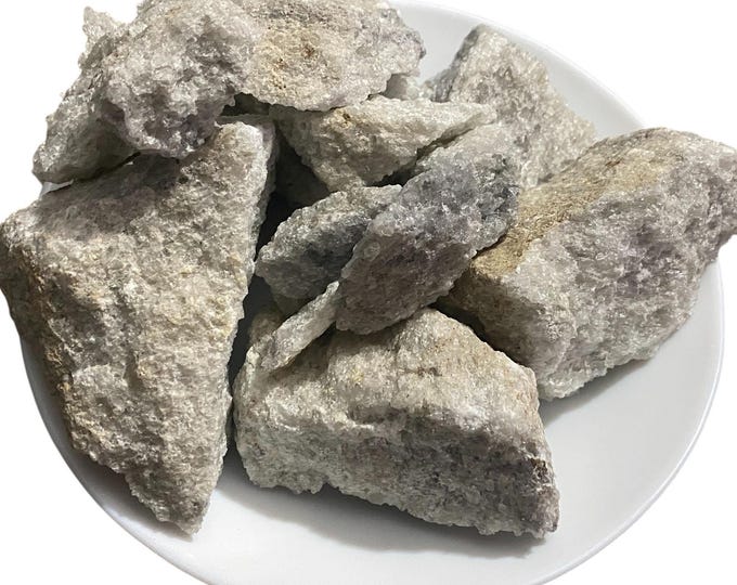 Raw and pure rock salt - Living salt - Natural mineral salt - Untreated rock salt - ملحة الحية - ملح صخري