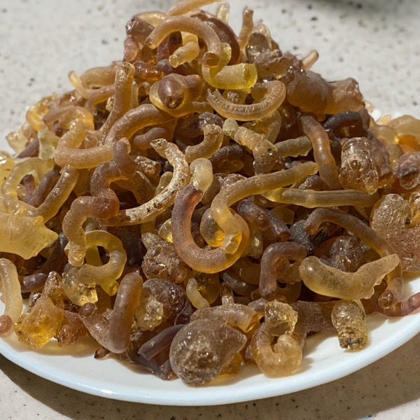 Gum arabic from the Moroccan desert, el âlk el arabi | Acacia gum | Pure gum arabic resin | الصمغ العربي من شجرة الطلح