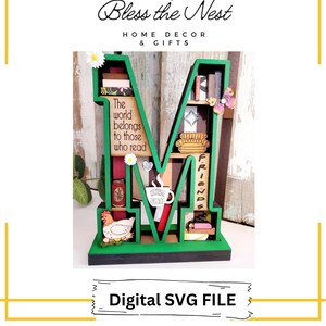 Estantería en miniatura con la letra M / Archivo digital / Personaliza con tus propios mini adornos / Letra personalizable / Archivo SVG Solo letra M
