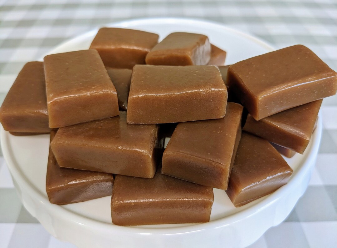 Vanilla Caramels 1/2 Pound 8 Oz. of Soft Vanilla Caramels 14 Vanilla