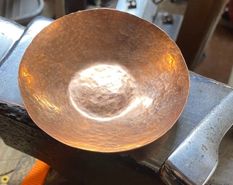 Hammered copper ring bowl
