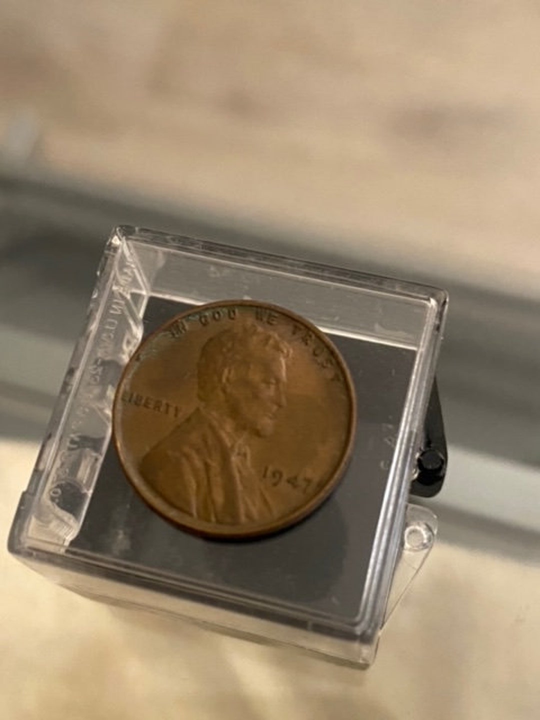 1947 Lincoln Penny One Cent Rare NO MINT MARK Smooth Surface Full Date