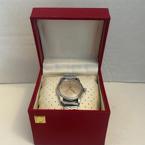 Omega Seamaster Vintage Automatic Swiss Made Mens Watch w Box