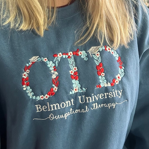 COLLEGE EMBROIDERY SWEATSHIRT