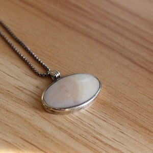 Mother of Pearl Sun Pendant Necklace