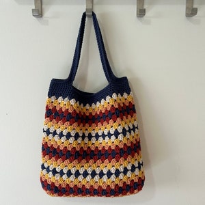 Scrappy Granny Tote PDF Crochet Pattern