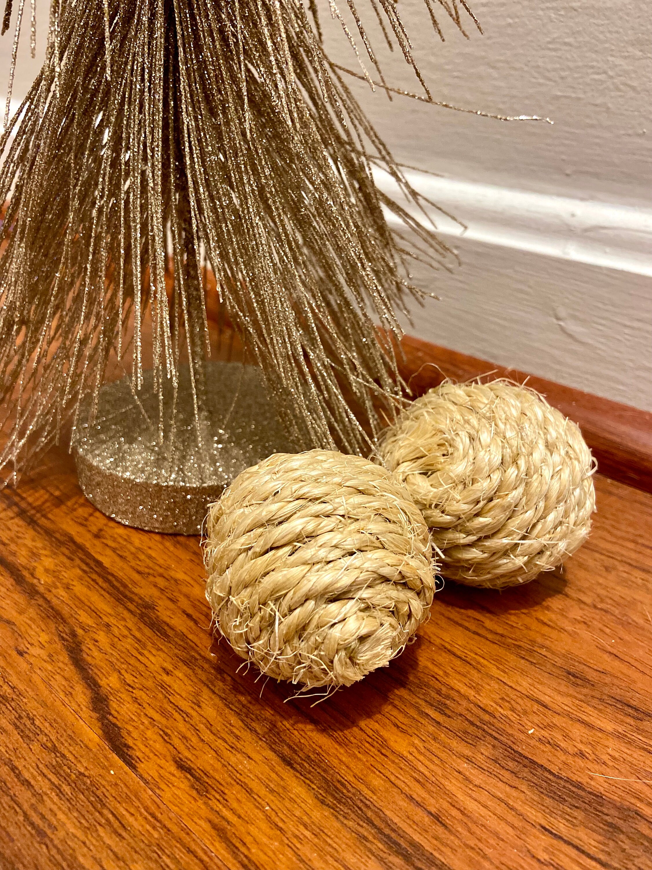 Bolas de juguetes para gatos hechas a mano, regalos para gatos, bolas de hierba gatera, juguetes para gatos, regalos para gatos, juguetes para gatos, juguetes para gatitos, juguetes interactivos para gatos, pateadores para gatos, cuerda