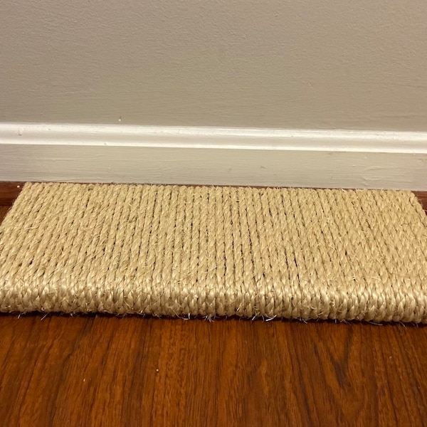 Cat Scratching Post, Floor Cat Scratcher, Sisal Cat Scratcher, Handmade Rope Cat Scratcher, Cat Scratch Modern, Gift for Cat, Scratcher