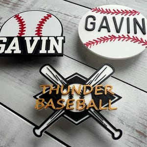 Breloques de sac de baseball Bogg personnalisées imprimées en 3D, morceaux de sac Bogg, petite ligue, lycée, collège, couleurs de l'école, nom du joueur, nom de l'équipe