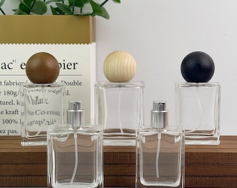 Atomiseur carré rechargeable 30 ml et 50 ml, vaporisateur de parfum en verre transparent, capuchon sphérique en bois, pulvérisateur argenté, vaporisateur de parfum vide