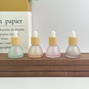 8ml Colored Frosted Glass Dropper Bottle, Refillable Tincture Bottles for Essential Oils, Serums and Perfumes Oil, Travel Size Eye Dropper