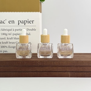 10ml Small Glass Dropper Bottles, Travel Sized Eye Dropper Packaging for Essential Oil Samples & Perfume Empty Refillable Cosmetic Container