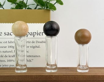 Vaporisateur à sertir en verre de 10 ml, 15 ml, atomiseur de parfum transparent rechargeable avec capuchon en bois, vaporisateur de parfum de voyage vide pour le corps