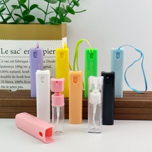 10 ml plastsprayflaska, återfyllningsbar resesprayflaska med parfym, mini fickflaska med fin dimma för hudvårdsprover, återfuktande sprayflaska
