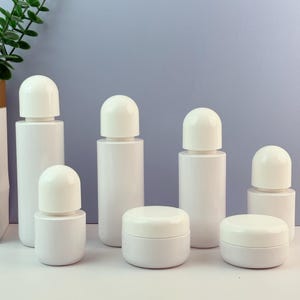 White Cosmetic Containers Set, Refillable Lotion/Serum Bottles for Skincare & Makeup, Such as Hand Cream, Facial Mask Cream, and Body Scrub