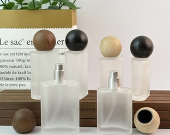 Minimalist Frosted Glass Spray Bottle, Refillable Fine Mist Atomizers with Wooden Caps, Empty Perfume Jar, Sample Silver Spray Bottle