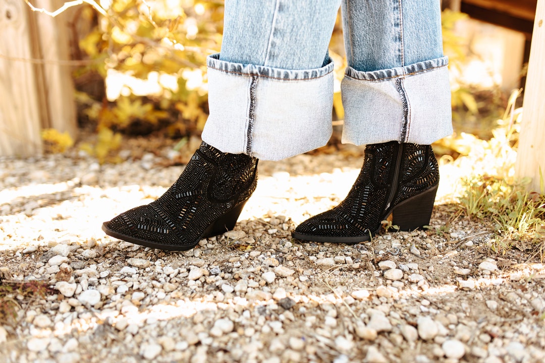 [Chinese Laundry] Diya Rhinestone Bootie-Black