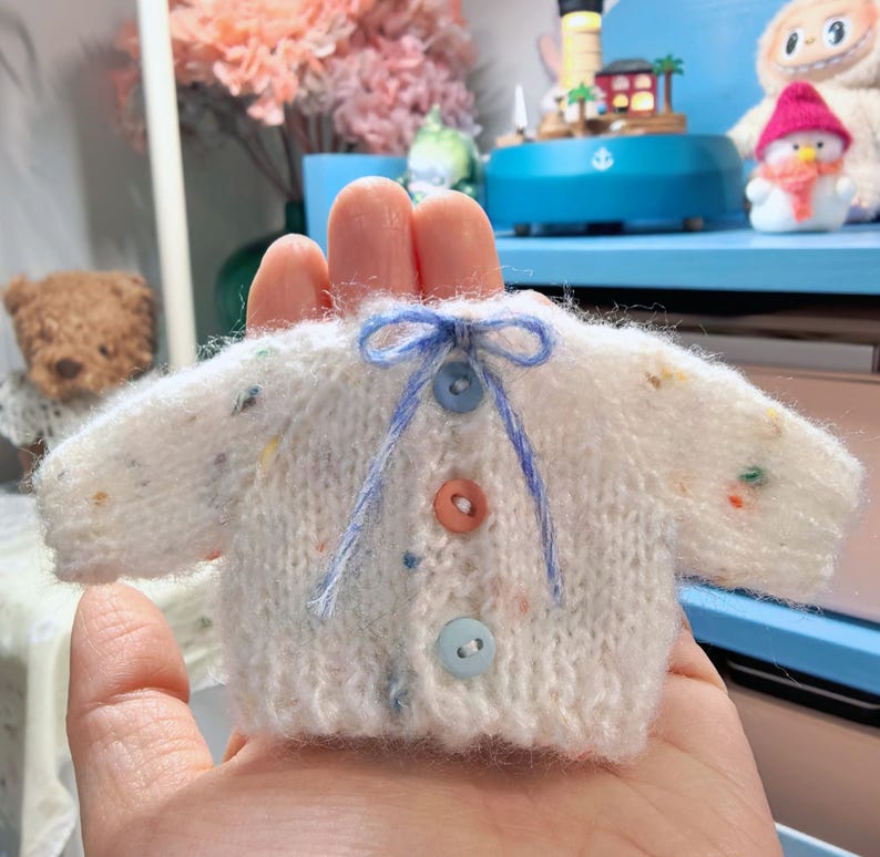 Handmade Knitted OB11 Doll Sweater, 1/12 BJD Outfit image 2