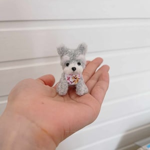 Miniature Grey Dog Pet,Mini Wool Stem Dog for Ob11  1/6 Bjd doll like Blythe/Yosd/Ob11//Jenny/Momoko doll,Dollhouse Decoration,DIY Dollhouse