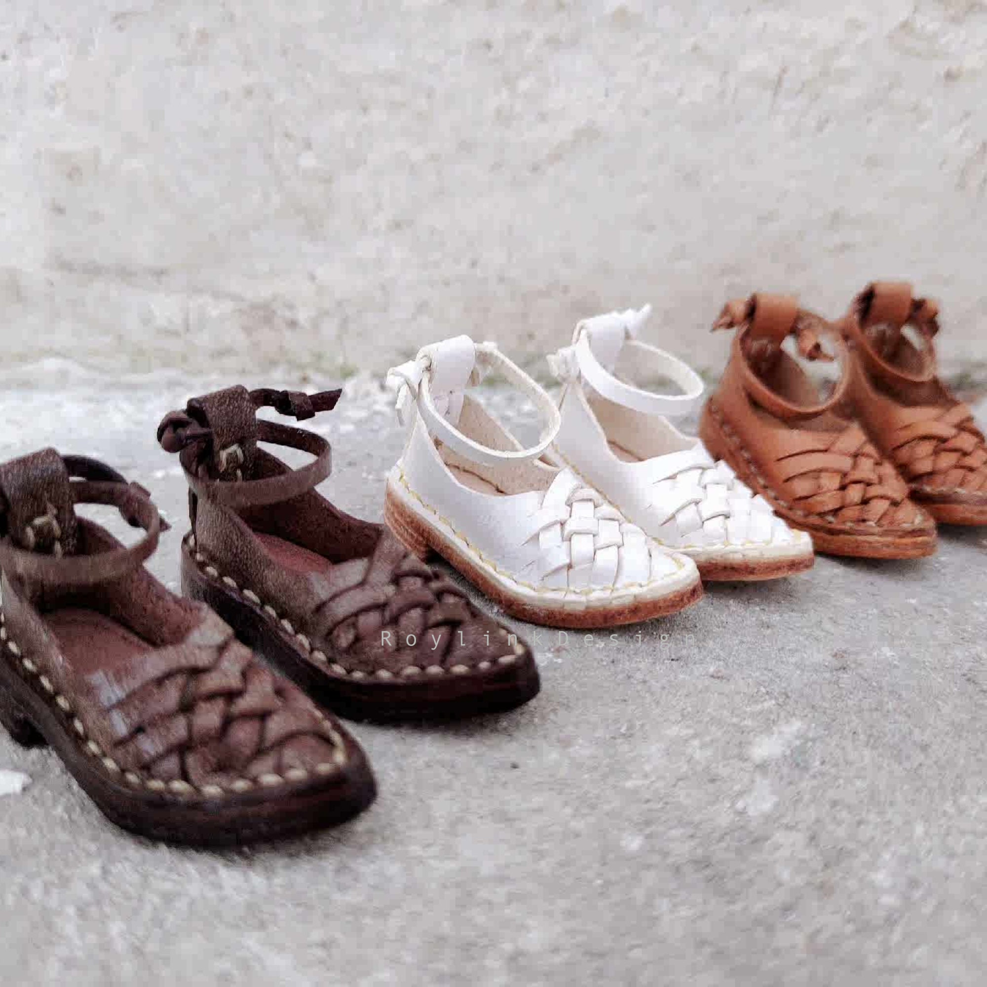 ハンドメイドヴィンテージレザードールシューズ：ブライス、アゾン