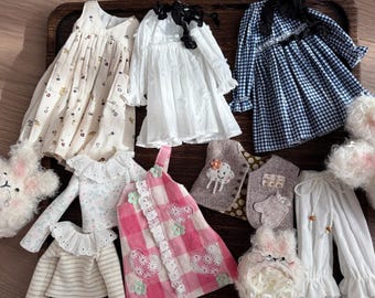 Blythe Assorted Fashion Outfits