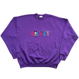 Vintage 90s Disney Mickey Mouse Purple Embroidered Sweatshirt Men's XL Mickey and Co immagine 1