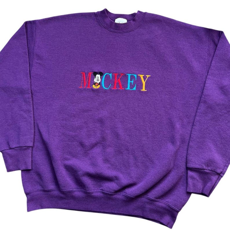 Vintage 90s Disney Mickey Mouse Purple Embroidered Sweatshirt Men's XL Mickey and Co immagine 2