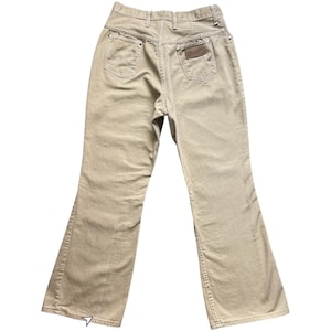 Vintage 70s Wrangler Tan Khaki Bell Bottom Jeans Women’s 18 Made in USA Scovill Zipper Hippie Boho Flares