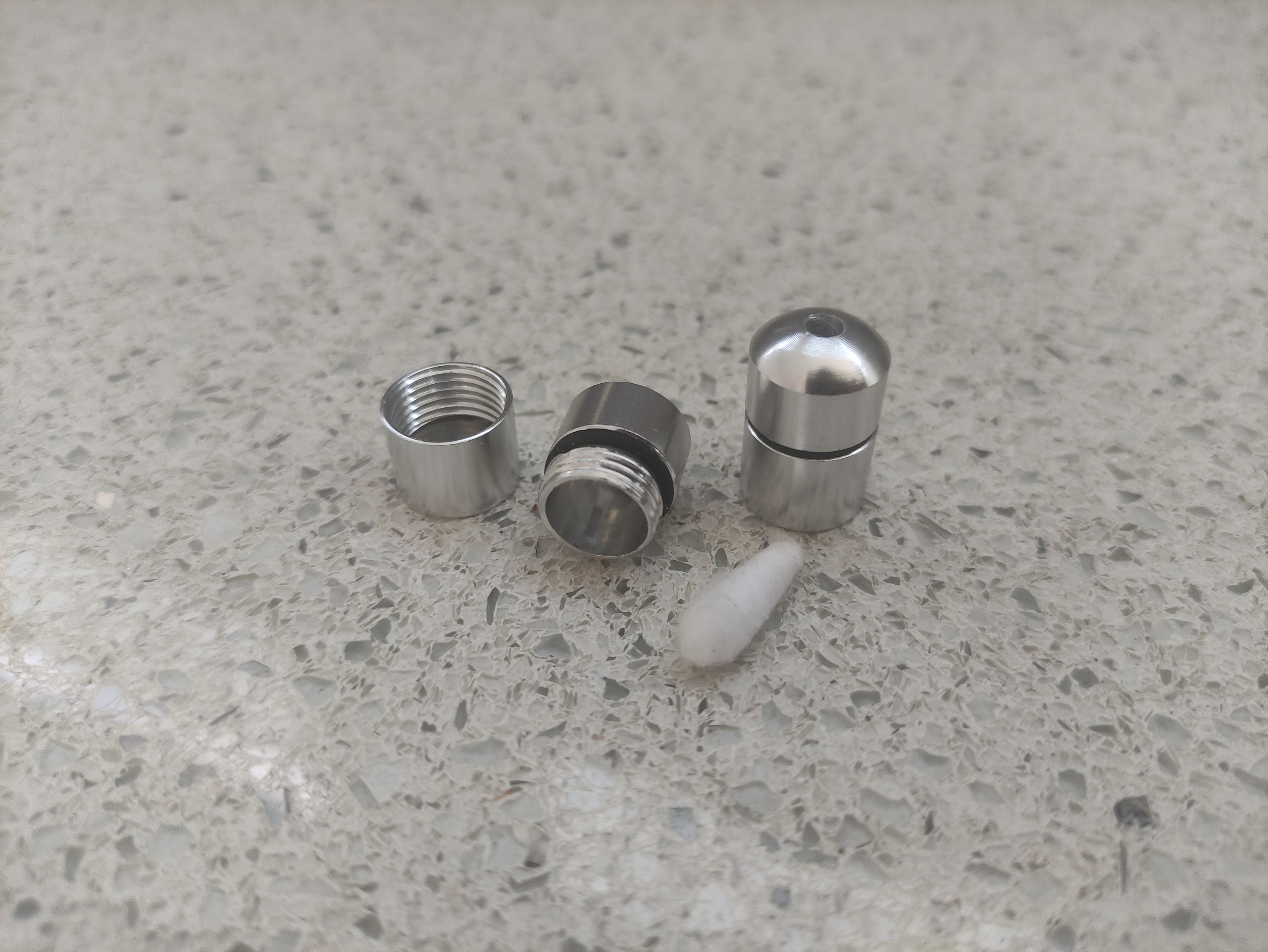 Micro Hides - Magnetic Dog Scent Work Vessel