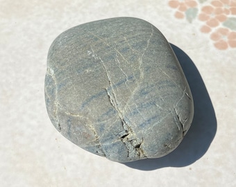 玄武岩ライトニング ムーンライトビーチ カリフォルニア 太平洋 コレクターストーン