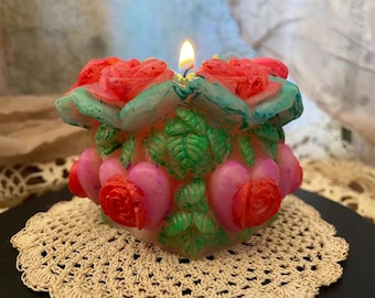 ローズキャンドル。手描き、ミスティークエッセンシャルオイル使用。