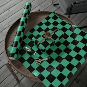 Wrapping Papers, Gift Wrap for Gamers and Anime Fans, Green Checkered Pattern Great for Birthdays and Holidays.