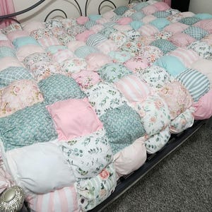 Greenery color themed Handmade Puff quilt