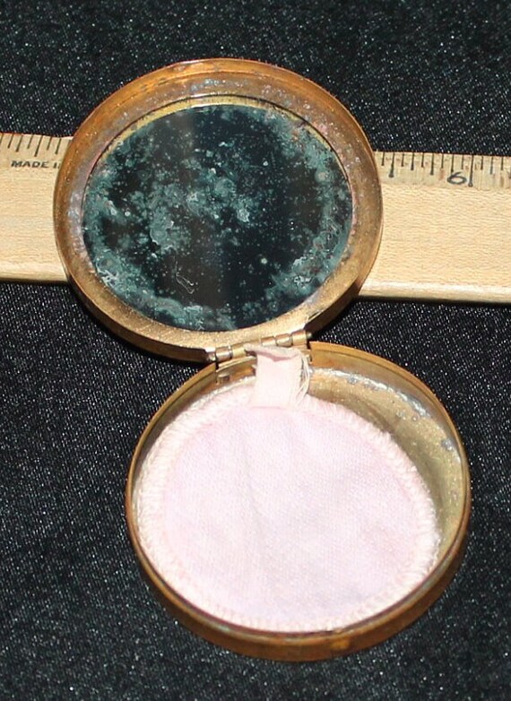 Collectible Vintage Makeup Case Mirror Licensed Disne… Gem