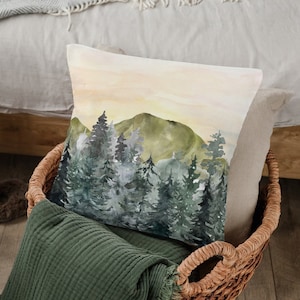 Federa per cuscino acquerello con foresta boschiva e montagne verdi, federa per cuscino con albero di pino, decorazione per cabina