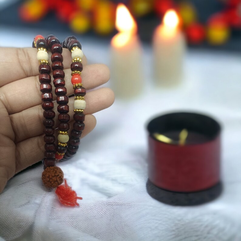 Tibetan Pure Sandalwood Bead Handmade 8mm Yoga Meditation Prayer Mala Necklace