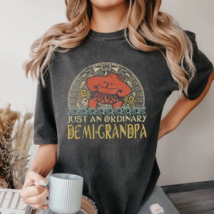 Nur ein gewöhnliches Demi Opa Shirt, Maui Shirt für Opa, Disney Moana Shirt, Vatertagsgeschenk, Demi Opa Geschenk, Geschenk für Opa