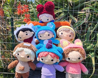 Fun-sized BTSxBT21 Plushies