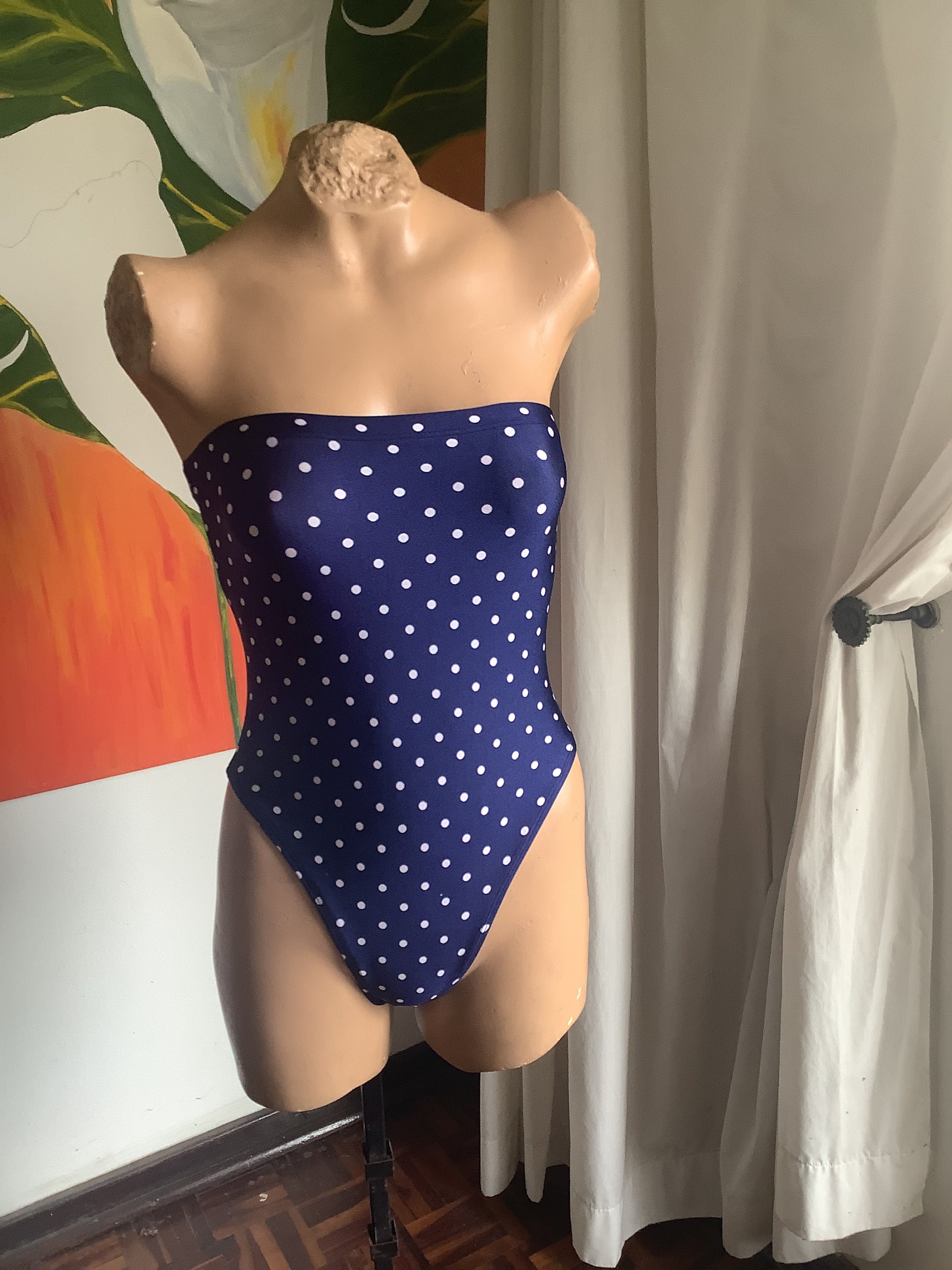 boobtube swimming costume