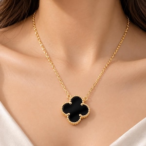 Pre Owned Authentic Van Cleef Arpels Vintage Clover Necklace, Black Onyx 18k Yellow Gold Clover, VCA Pendant