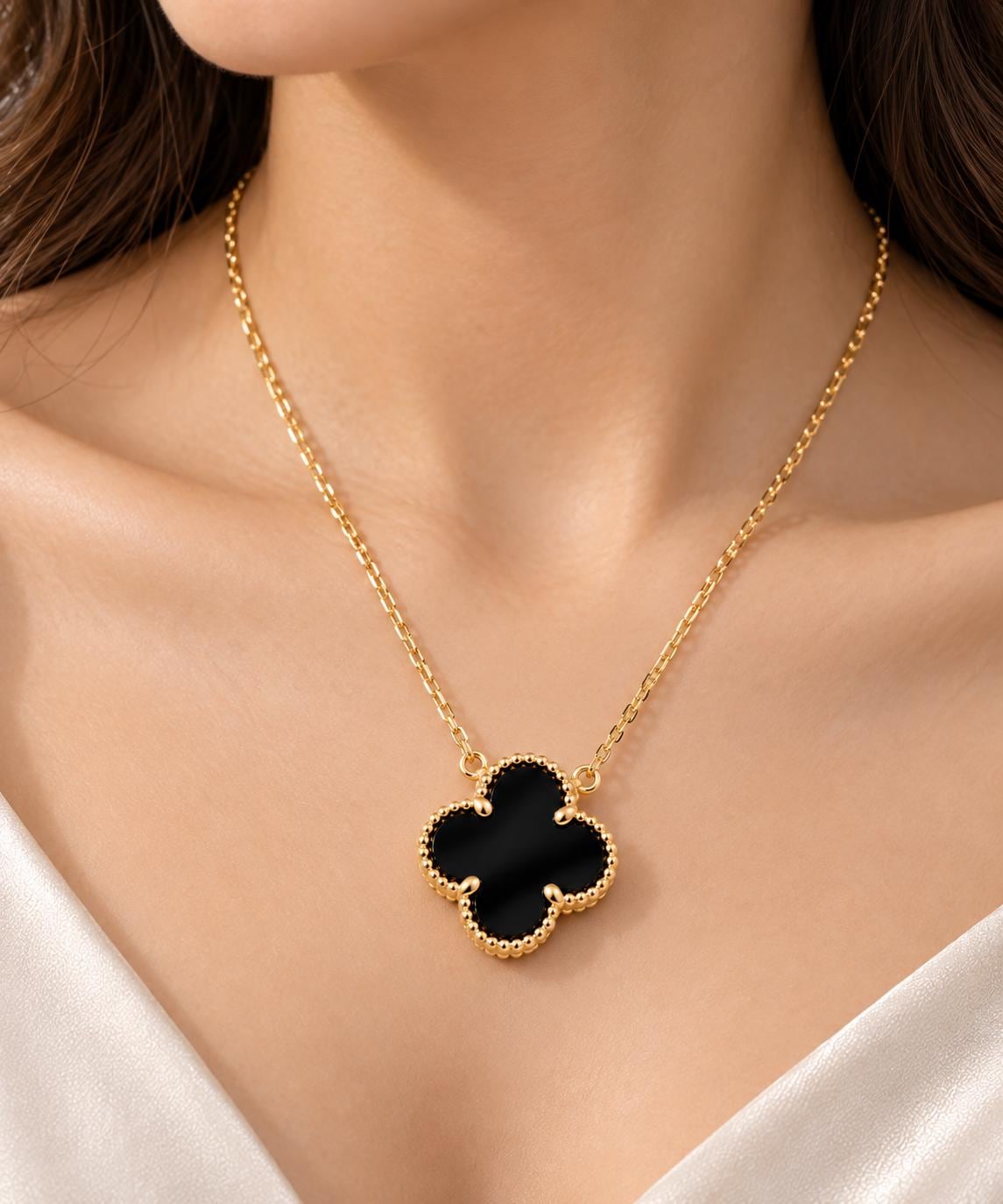 Van cleef alhambra black necklace - Etsy 日本